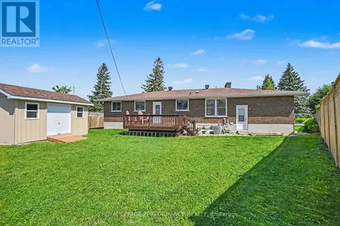 531 Blossom Park Drive Cornwall ON K6H 5N1