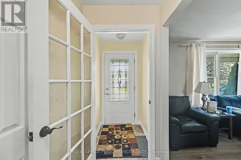 531 Blossom Park Drive Cornwall ON K6H 5N1