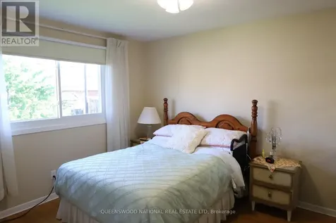 1261 Brookline Avenue Ottawa ON K1V 6S4
