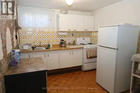 1261 Brookline Avenue Ottawa ON K1V 6S4