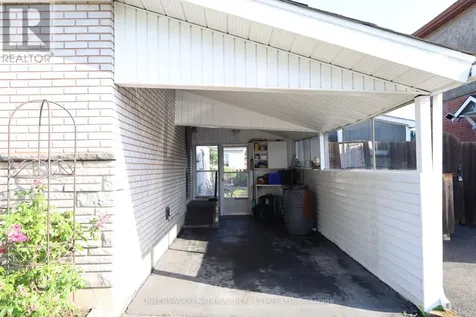 1261 Brookline Avenue Ottawa ON K1V 6S4