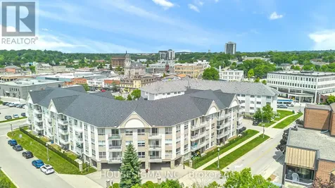 8 Harris Street Cambridge ON N1R 8R1