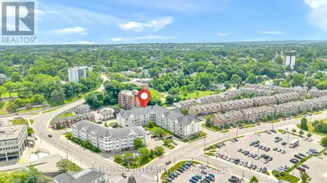 8 Harris Street Cambridge ON N1R 8R1