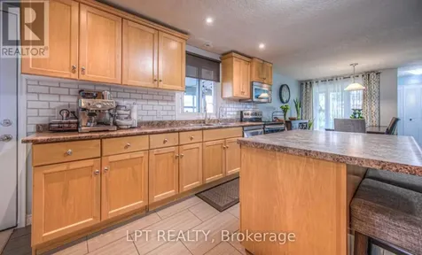 Upper- 16 Blackwell Drive Kitchener ON N2N 1P5