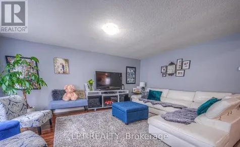 Upper- 16 Blackwell Drive Kitchener ON N2N 1P5