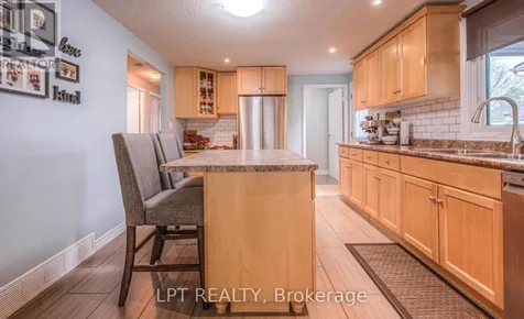 Upper- 16 Blackwell Drive Kitchener ON N2N 1P5
