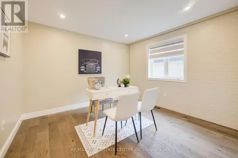 252 Gravel Ridge Trail Kitchener ON N2E 0C5