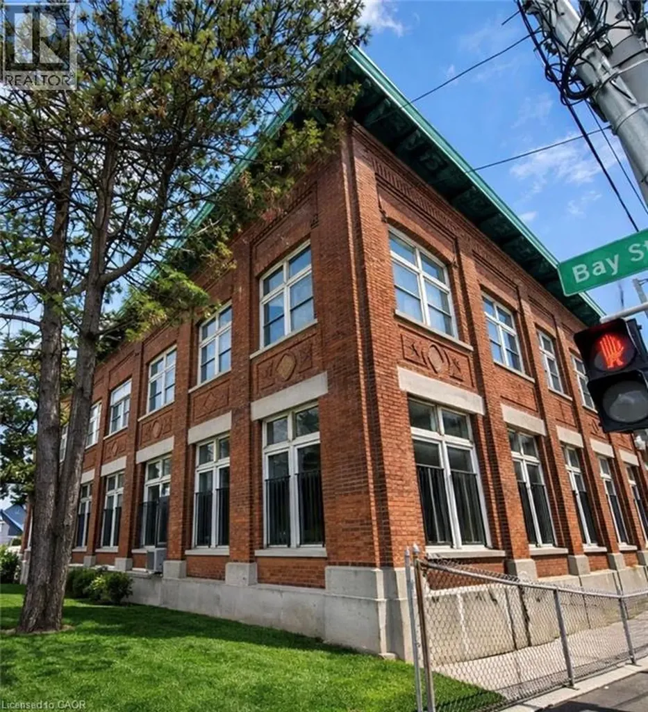 231 Bay Street North Hamilton ON L8R 2R1