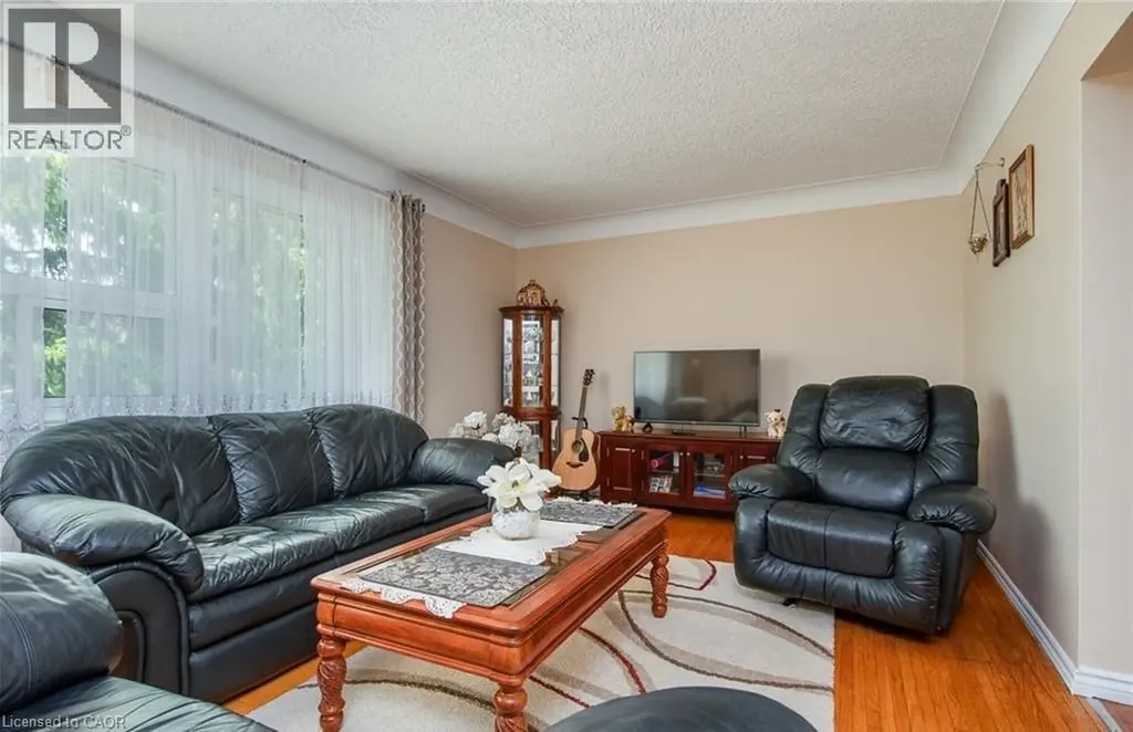 706 Frederick Street Kitchener ON N2B 2B2