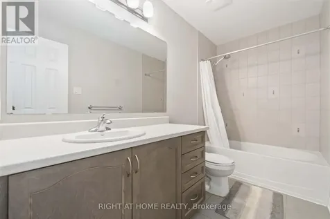 135 Piazza Circle Ottawa ON K2J 5S2