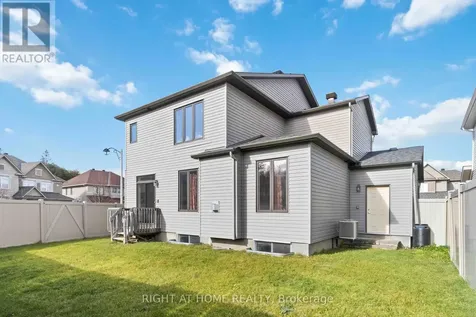 135 Piazza Circle Ottawa ON K2J 5S2