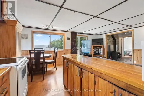 37 Goldfinch Lane North Kawartha ON K0L 1A0