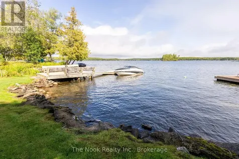 37 Goldfinch Lane North Kawartha ON K0L 1A0