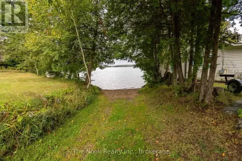 37 Goldfinch Lane North Kawartha ON K0L 1A0