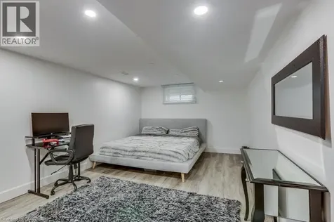 55 Wentworth Court London ON N6J 3W5
