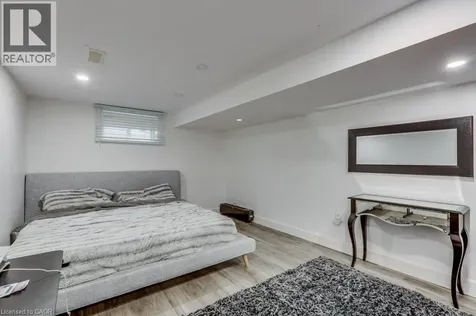 55 Wentworth Court London ON N6J 3W5