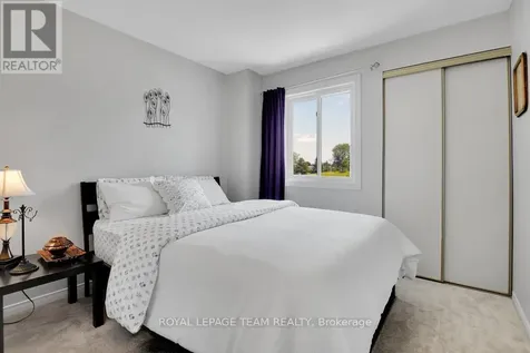1443 Caravel Crescent Ottawa ON K1E 3P5