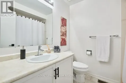 1443 Caravel Crescent Ottawa ON K1E 3P5