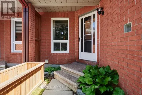 1443 Caravel Crescent Ottawa ON K1E 3P5