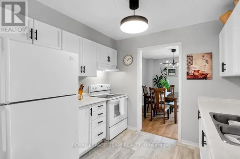 1443 Caravel Crescent Ottawa ON K1E 3P5