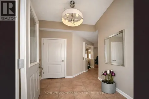 152 Mavrinac Boulevard Aurora ON L4G 0G6
