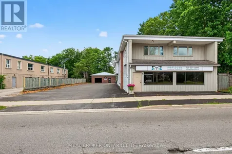 8 Westmount Drive South Orillia ON L3V 6C9