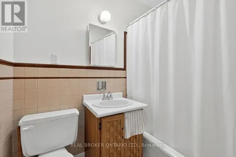 8 Westmount Drive South Orillia ON L3V 6C9