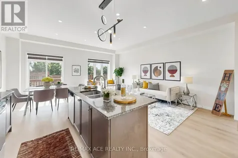 368 Elyse Court Aurora ON L4G 2C9