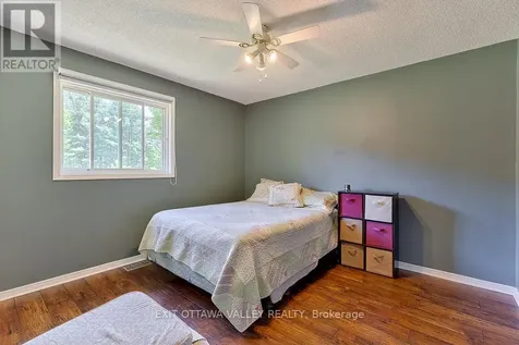 314 Carla Street Petawawa ON K8H 3N2