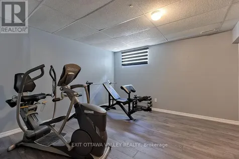 314 Carla Street Petawawa ON K8H 3N2