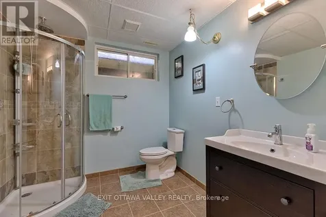 314 Carla Street Petawawa ON K8H 3N2