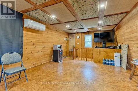 314 Carla Street Petawawa ON K8H 3N2
