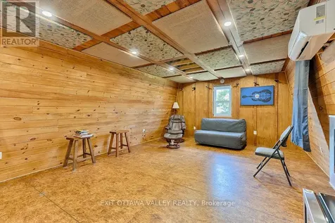 314 Carla Street Petawawa ON K8H 3N2