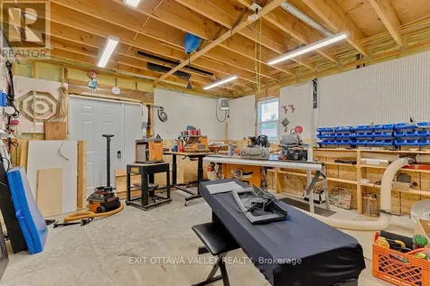 314 Carla Street Petawawa ON K8H 3N2