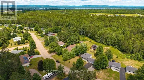314 Carla Street Petawawa ON K8H 3N2