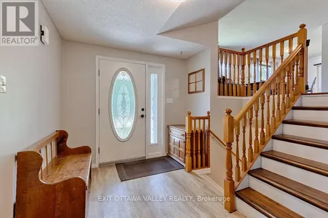 314 Carla Street Petawawa ON K8H 3N2