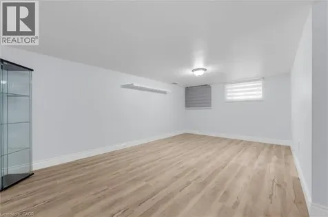 722 Burgess Avenue Hamilton ON L8H 6J4