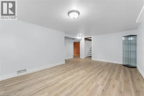 722 Burgess Avenue Hamilton ON L8H 6J4