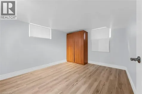722 Burgess Avenue Hamilton ON L8H 6J4