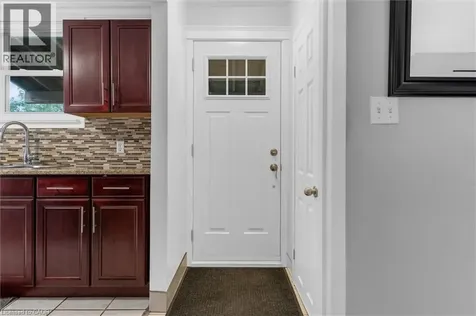 722 Burgess Avenue Hamilton ON L8H 6J4