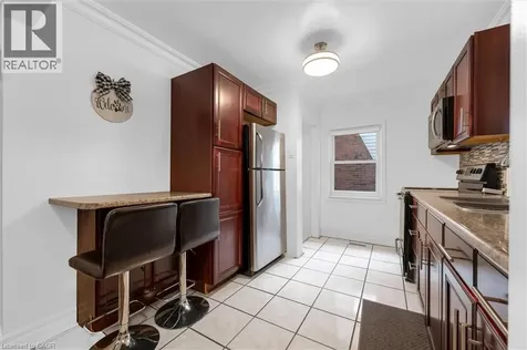 722 Burgess Avenue Hamilton ON L8H 6J4
