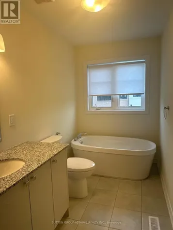 2 Bovey Street Whitby ON L1P 0M7