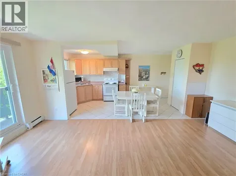 2373 King Street East Hamilton ON L8K 1X9