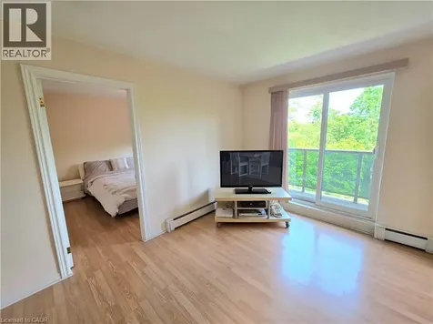 2373 King Street East Hamilton ON L8K 1X9