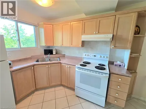2373 King Street East Hamilton ON L8K 1X9