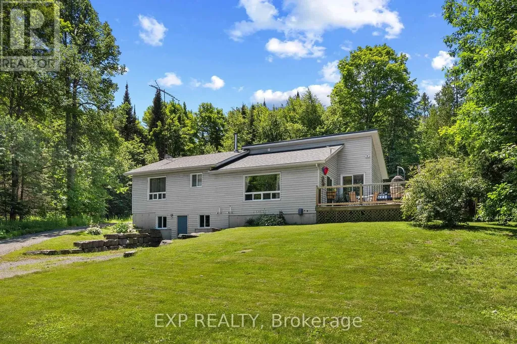 230 Kartuzy Road Madawaska Valley ON K0J 1B0