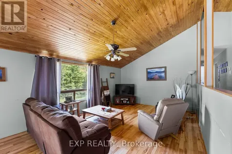 230 Kartuzy Road Madawaska Valley ON K0J 1B0