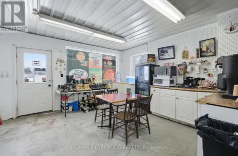 5614 Highway 620 Wollaston ON K0L 1P0