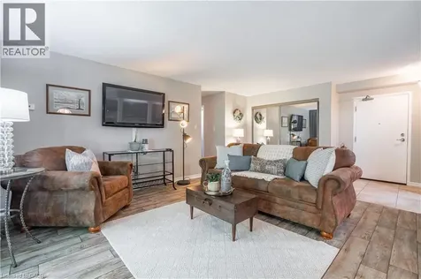 966 Queenston Road Stoney Creek ON L8G 1B7