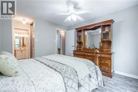 966 Queenston Road Stoney Creek ON L8G 1B7